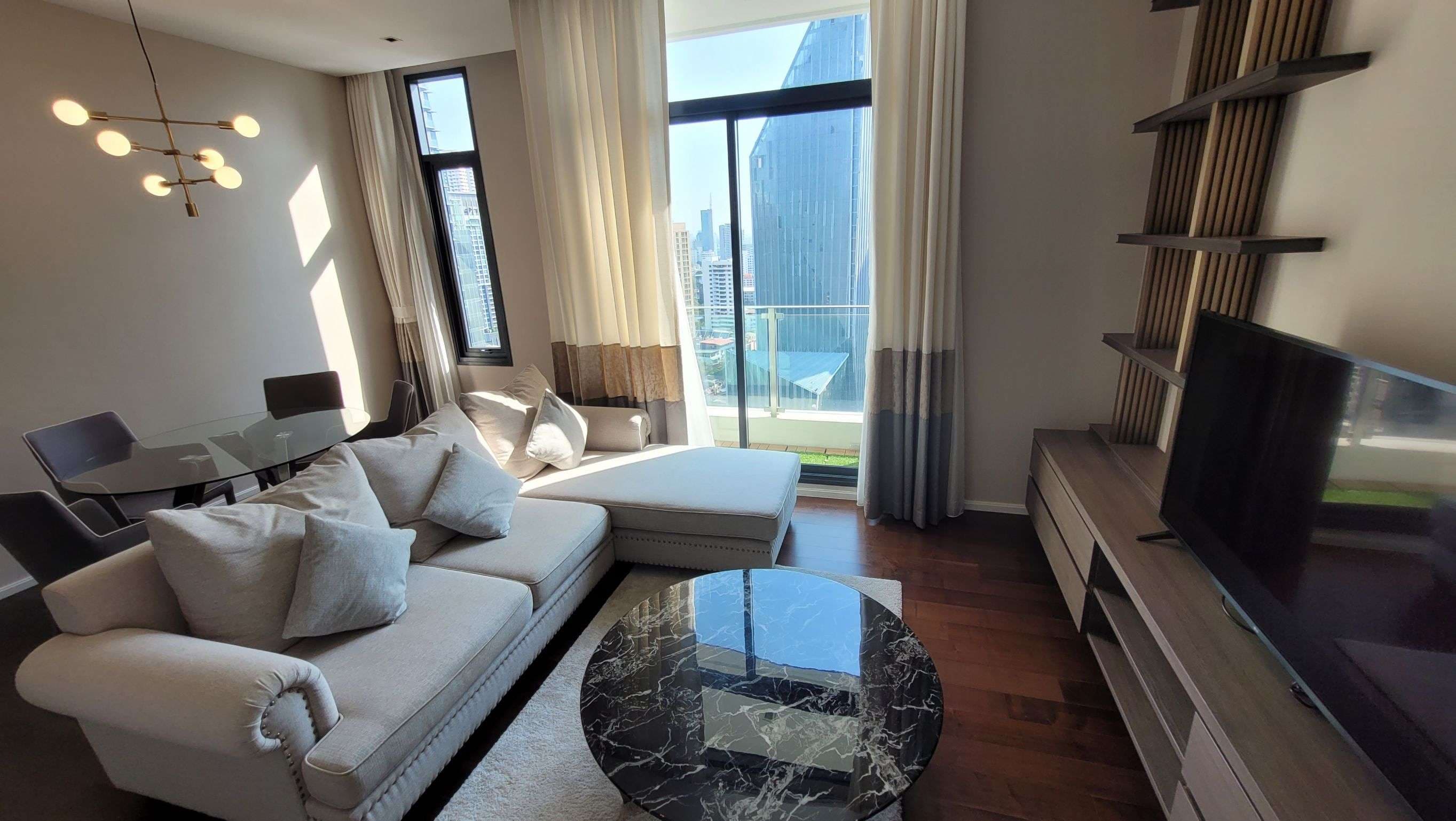 9817 – 1new1013.jpg